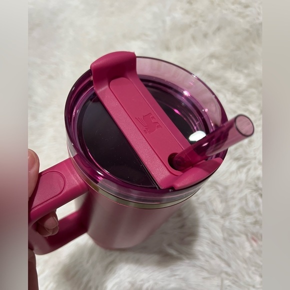 Starbucks x Stanley Cup Holiday 2024 - Tumbler 40 oz Winter Pink -  NWT - Picture 5 of 5